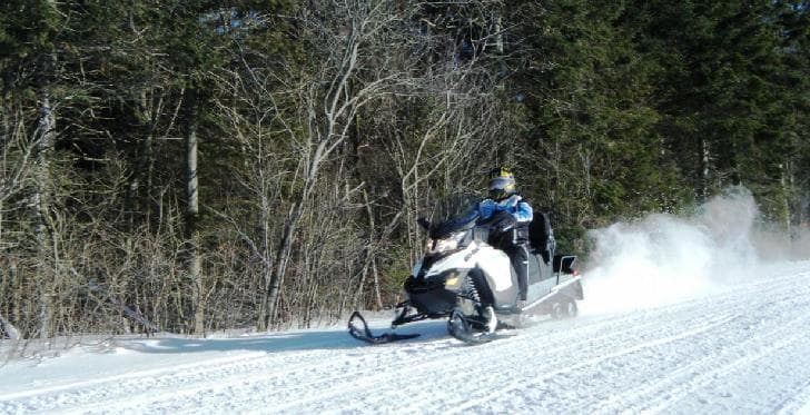 Essai à court terme - Ski-Doo Expedition Sport 900 ACE 2016