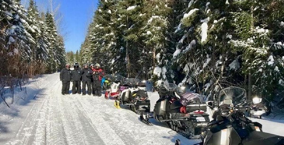 La pratique de la motoneige
