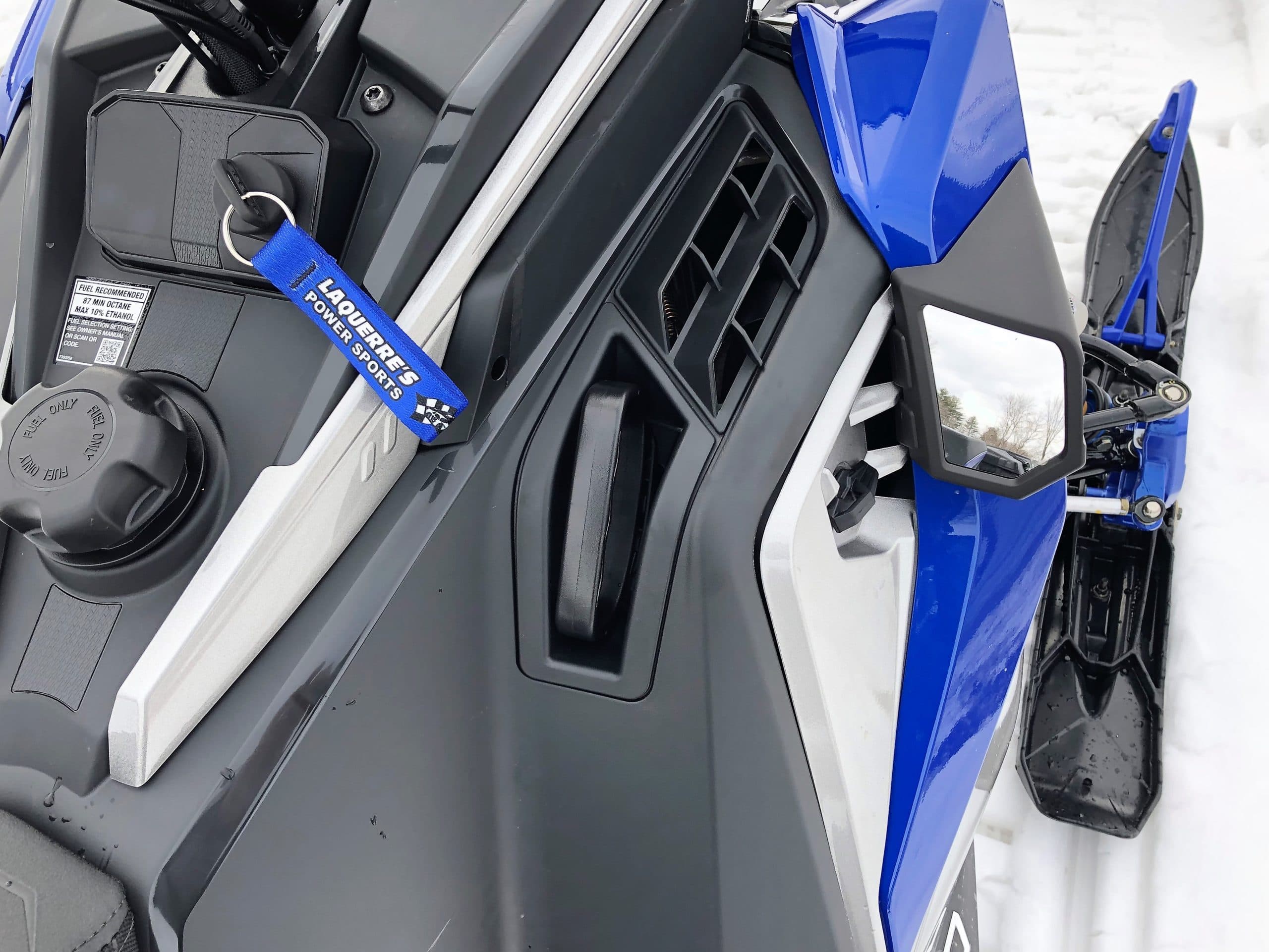 Pleins feux sur les accessoires de la Matryx: les rétroviseurs Insight