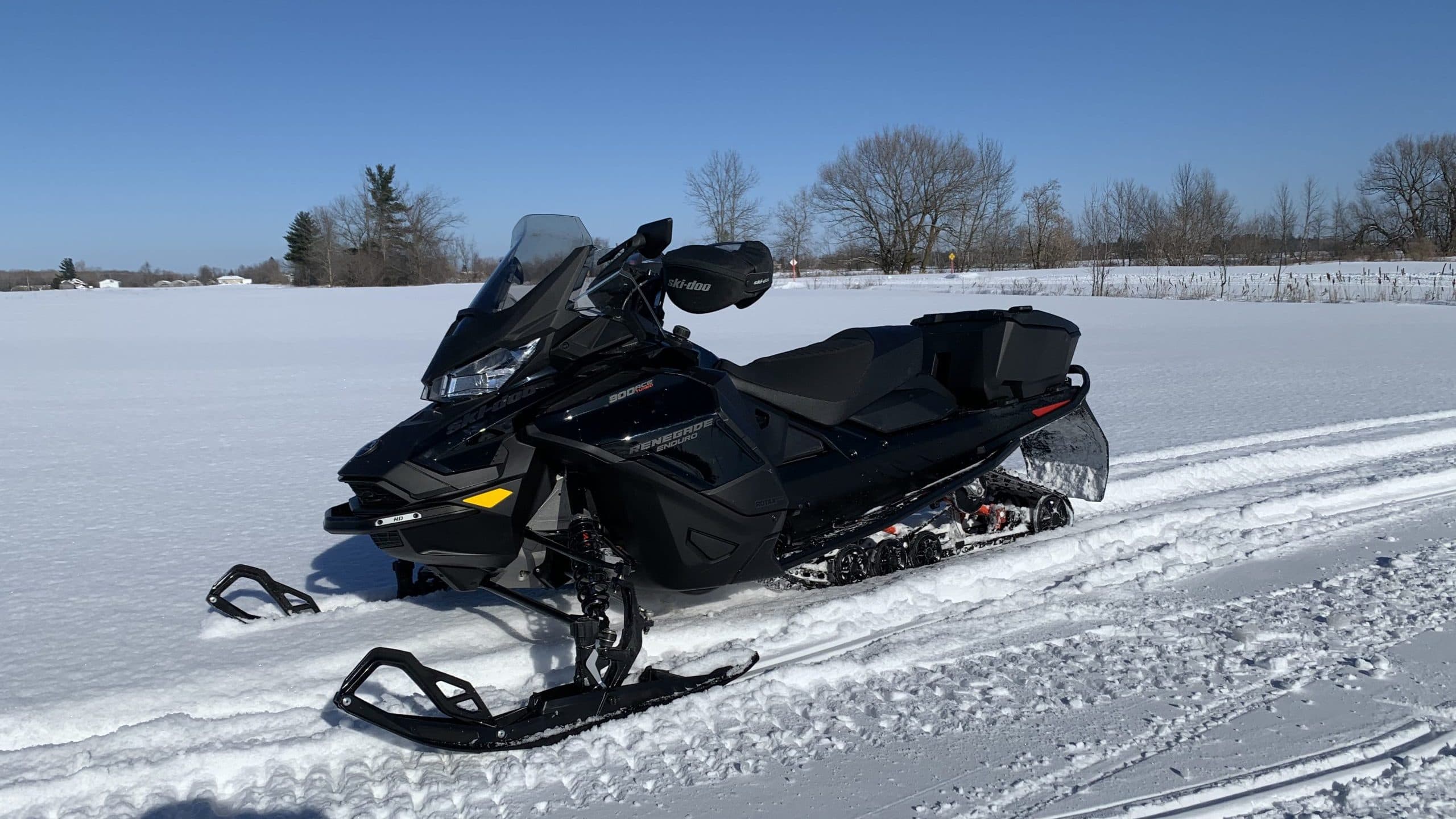 Ski-Doo Renegade Enduro 900 ACE Turbo-130 2022 – Analyse pré-randonnée