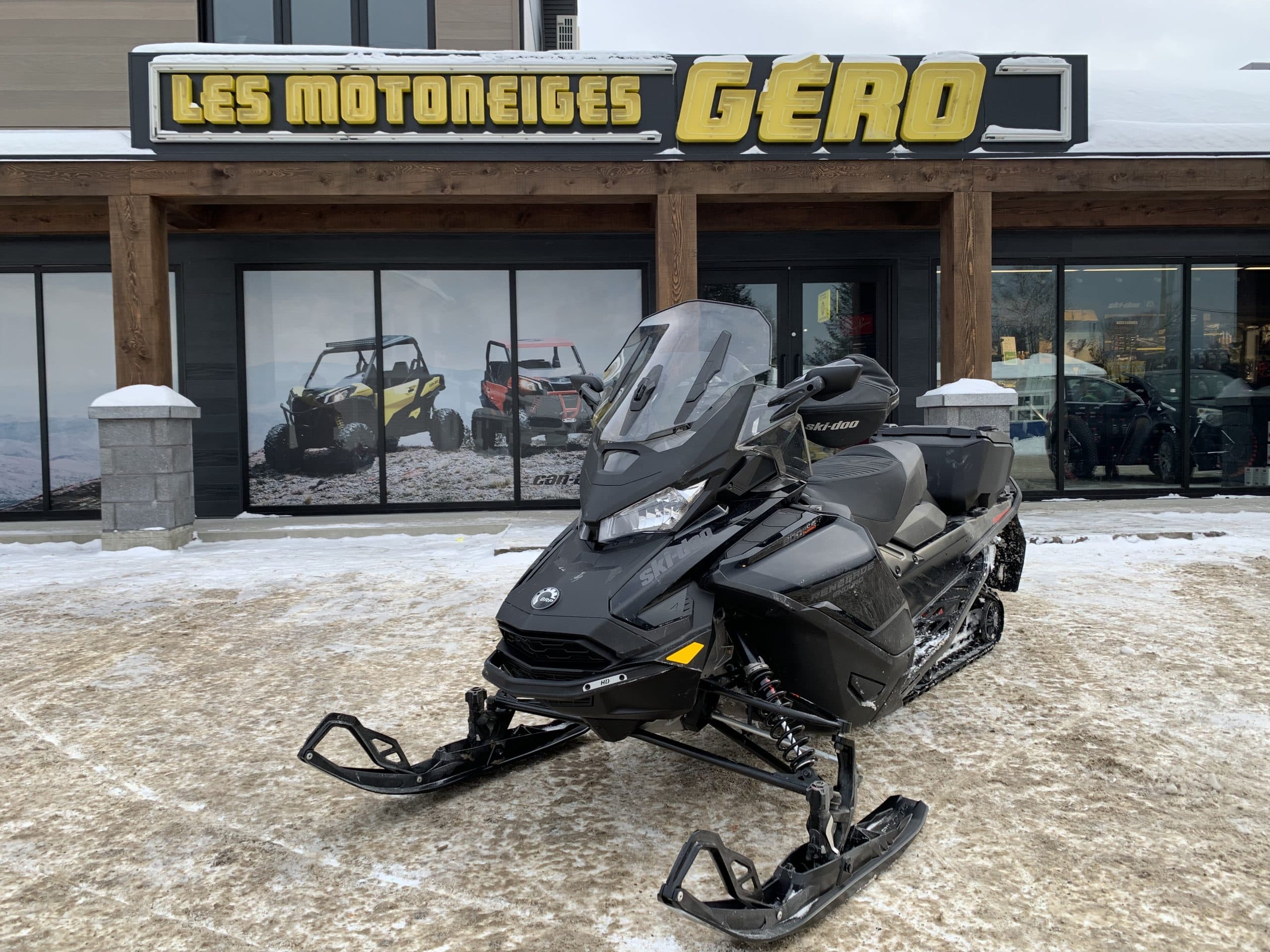 Ski-Doo Renegade Enduro 900 ACE Turbo (130) 2022 – Premières impressions
