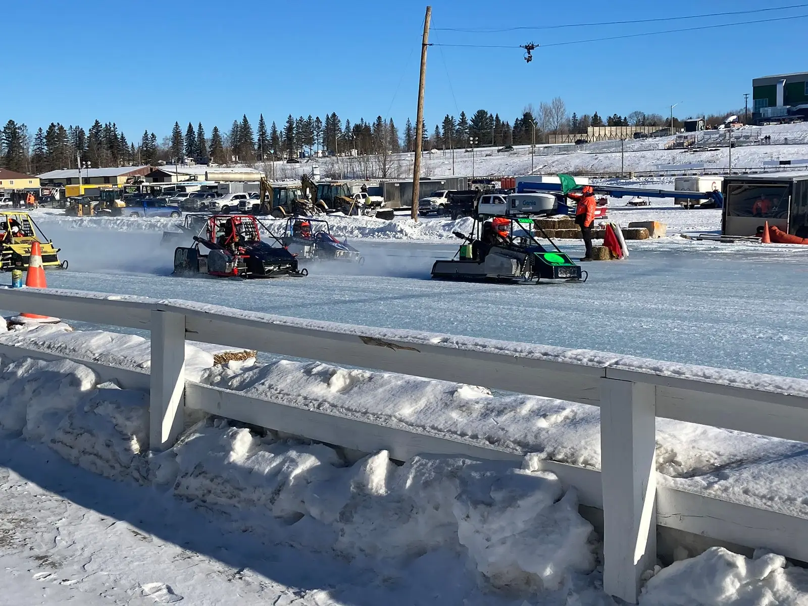Maritime Snowmobile Championship Racing: Glace, vitesse et soleil à Woodstock, NB