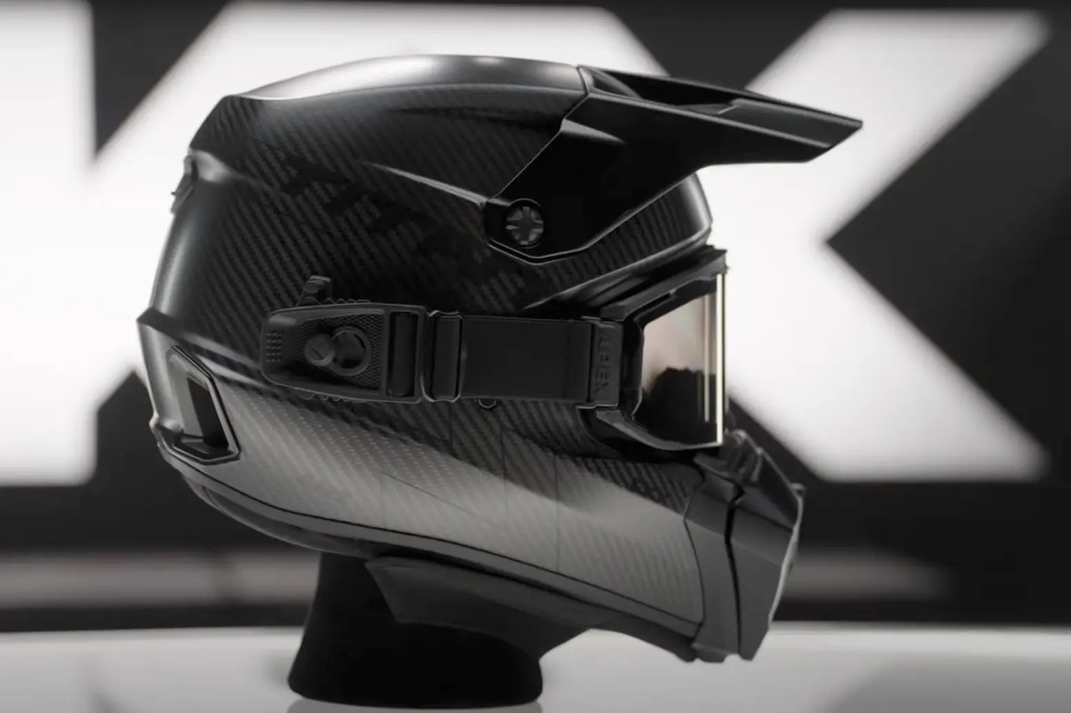 CKX lance le Titan AMS : nouveau casque de motoneige révolutionnaire