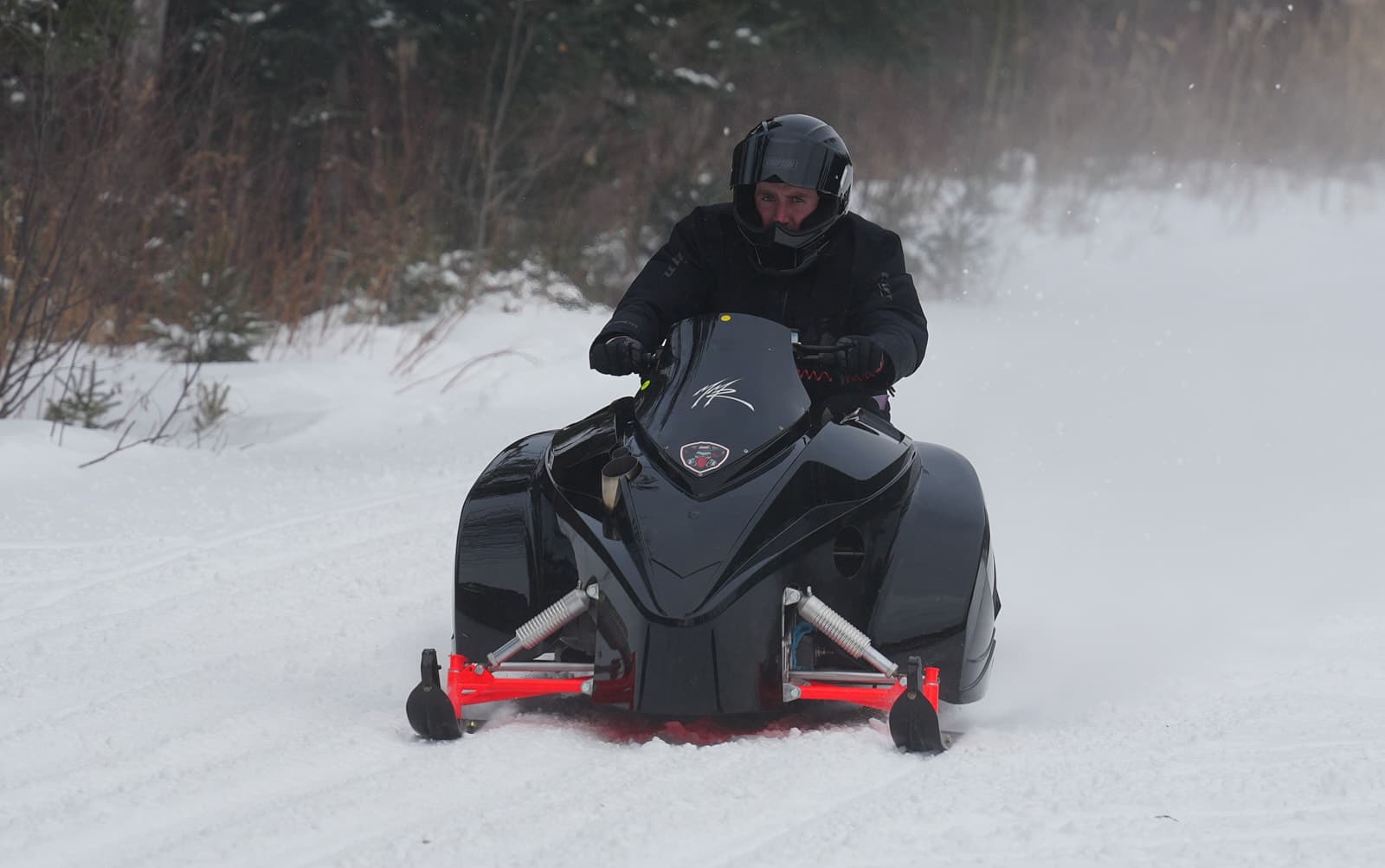 Drag Hors-la-Loi 5.0 : le drag de motoneige au cœur de Beauceville