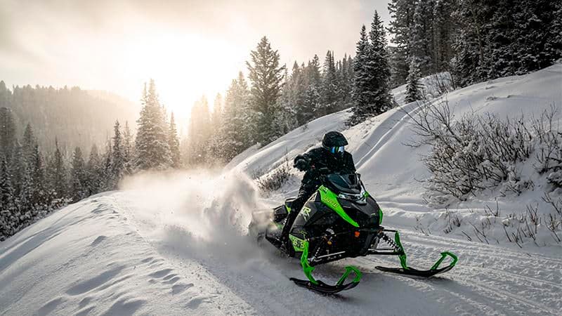 Arctic Cat ZR 600 EPS 2026 : une motoneige de sentier sous la loupe