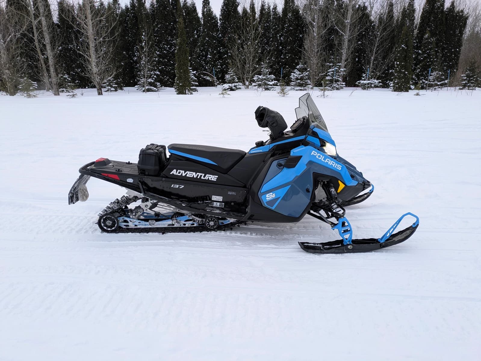 Polaris Indy Adventure S-4 Prostar